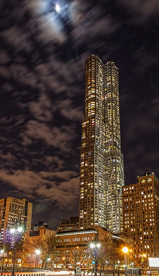 New York By Gehry - By Moonlight