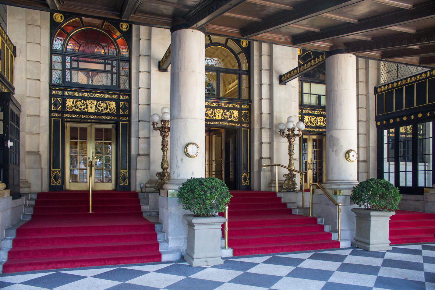 New York Architecture Photos: Plaza Hotel