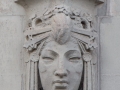 Four heads repeat around the Barclay Street, Broadway and Park Place facades. (1)